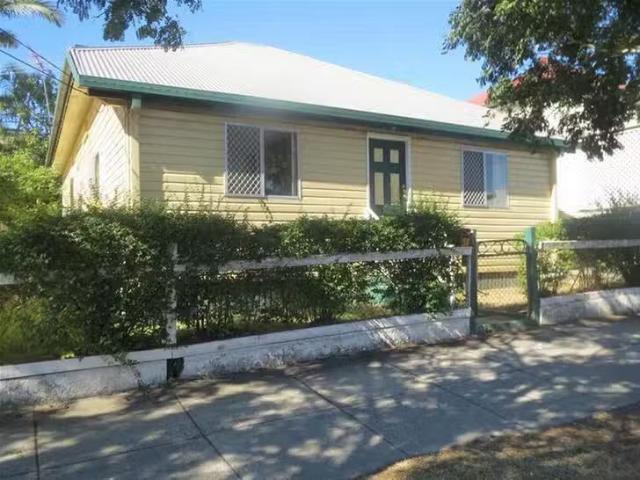 Nice 4 BR 58 Hardgrave Road, West End, QLD 4101