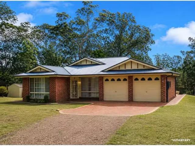 Nice 4 BR 59 Tickle Drive, Thirlmere House for rent Listed by.