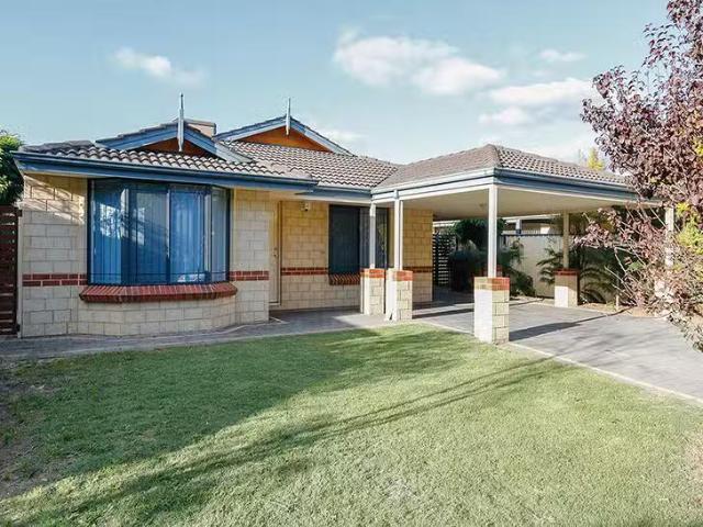 Nice 4 BR 5 Spoonbill Place, Queens Park, WA 6107