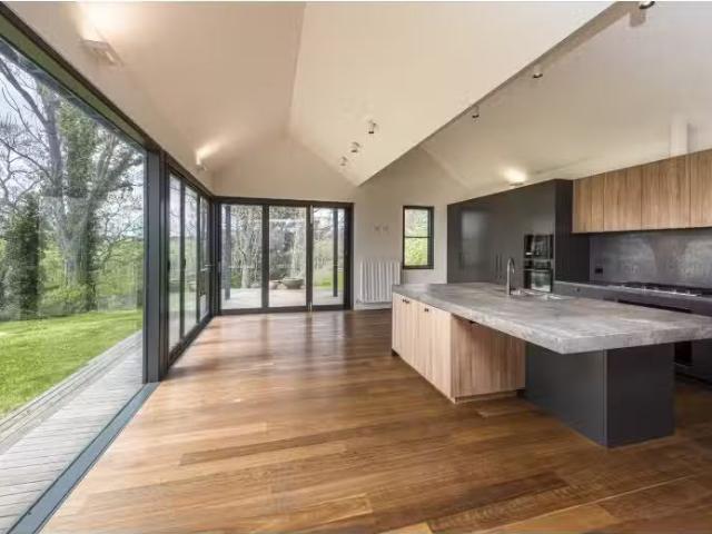 Cozy 4 BR 60 Church Road, MOSS VALE House for rent Listed by.