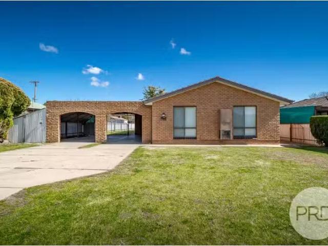 Deal! 4 BR 65 Dunn Ave, Forest Hill House for rent Listed by.
