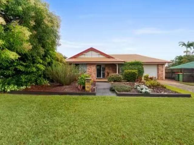 Cozy 4 BR 6 Burnett Drive, Murrumba Downs, QLD 4503