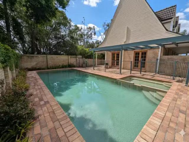 Cheap 4 BR 6 Bowater Close, North Wahroonga, NSW 2076