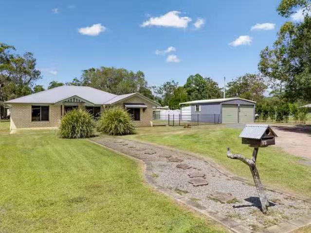 Unique 4 BR 73 Loretto Drive, OAKHURST, QLD 4650 House for R.