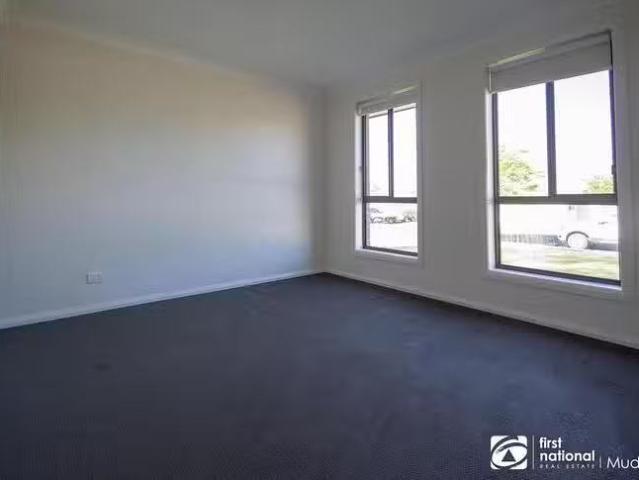 Unique 4 BR 7 Charles Lester Place, Mudgee, NSW 2850