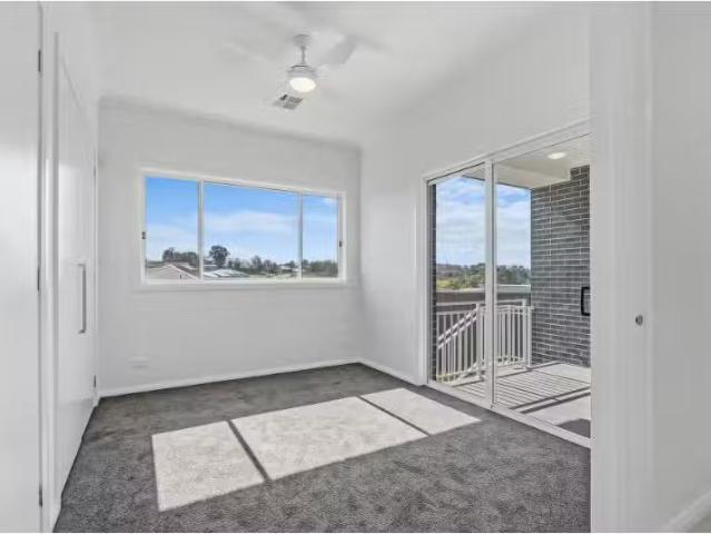 Nice 4 BR 9A Maskell Street, Farley Townhouse for rent Listed.