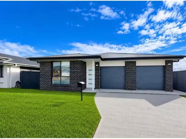 Rental! 4 BR 13 Linden Street, LOCHINVAR House for rent Liste.
