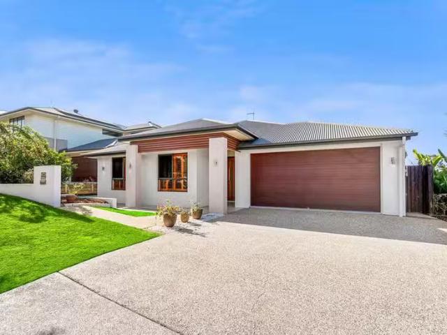 Rental! 4 BR 106 Kookaburra Circuit, Rochedale, QLD 4123