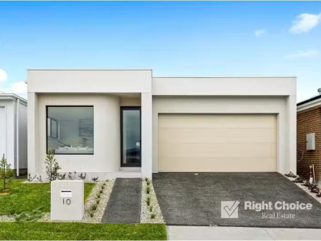 Rental! 4 BR 10 Carpenter Street, Calderwood House for rent L.