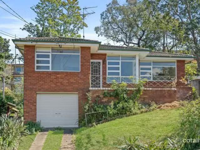 Cozy 4 BR 11 Clover Close, Carlingford, NSW 2118 House for R.