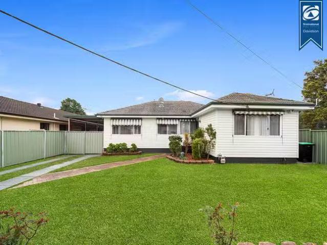 Cozy 4 BR 11 Damour Street, Holsworthy, NSW 2173