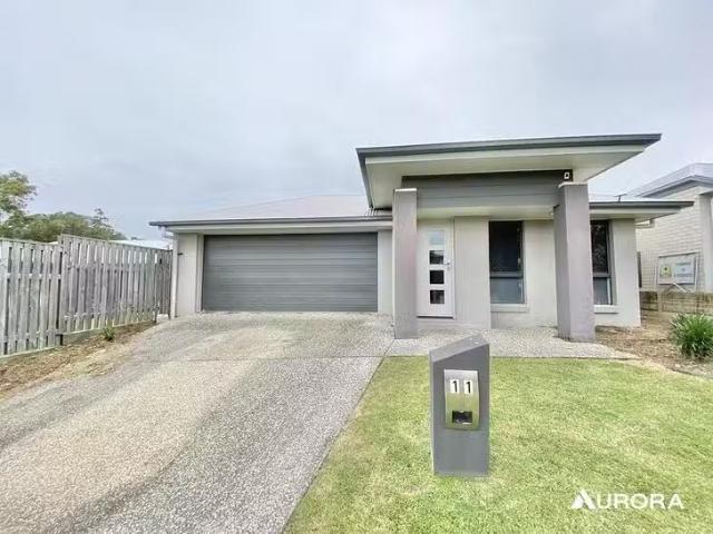 Rental! 4 BR 11 Dune Street, Thornlands, QLD 4164