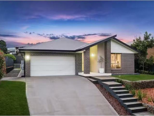 Just in! 4 BR 11 Maddie Street, Bonnells Bay House for rent L.
