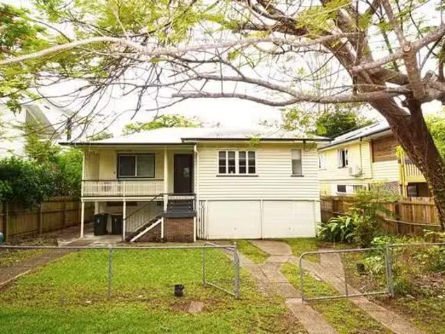 Cozy 4 BR 125 Harte Street, Chelmer, QLD 4068