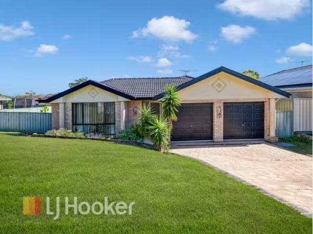 Just in! 4 BR 12 Glanmorgan Avenue, MEDOWIE House for rent Li.