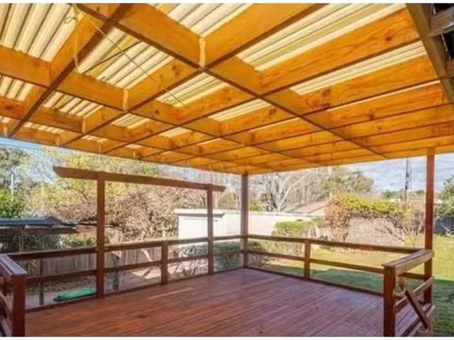 Cheap 4 BR 130 Carruthers Street, Curtin House for rent Liste.