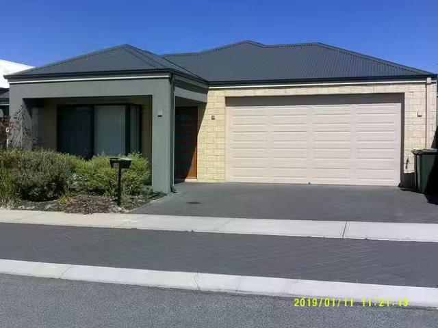 Rental! 4 BR 17 Koenig Way, Clarkson, WA 6030