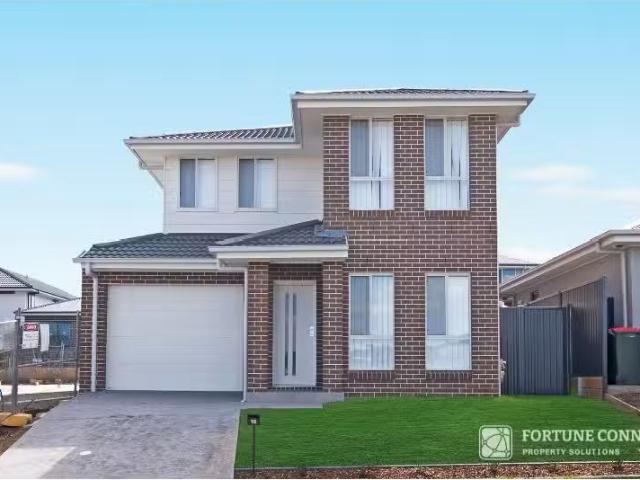 Unique 4 BR 16 Tuncester Street, Colebee House for rent Liste.