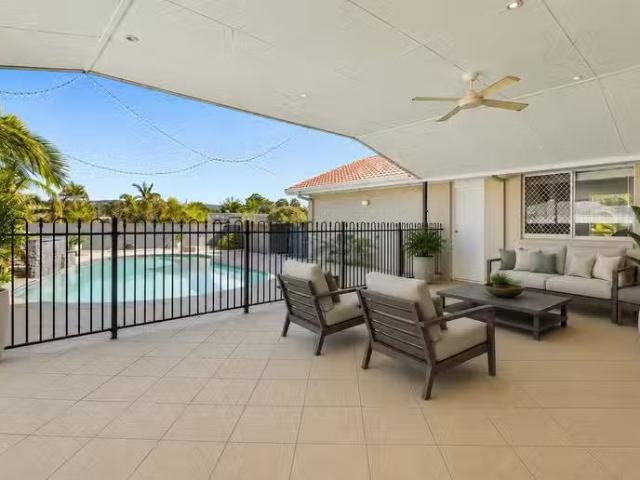 Cheap 4 BR 1 Peal Court, Carrara, QLD 4211 House for Rent