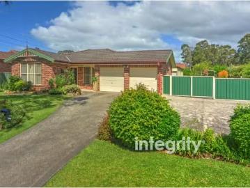 For Rent! 4 BR 1 Rosewood Close, Nowra House for rent Listed.