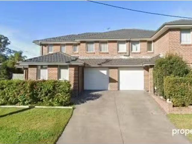 For Rent! 4 BR 27 Deborah Crescent, CAMBRIDGE PARK House for r.
