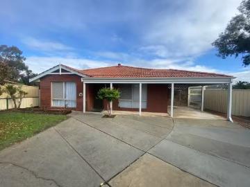 Charming 4 BR 25 Opperman Place, MIDDLE SWAN, WA 6056 House.