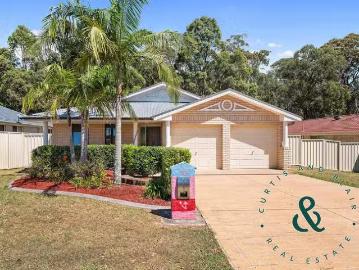 Charming 4 BR 28 Tallowood Drive, Medowie, NSW 2318