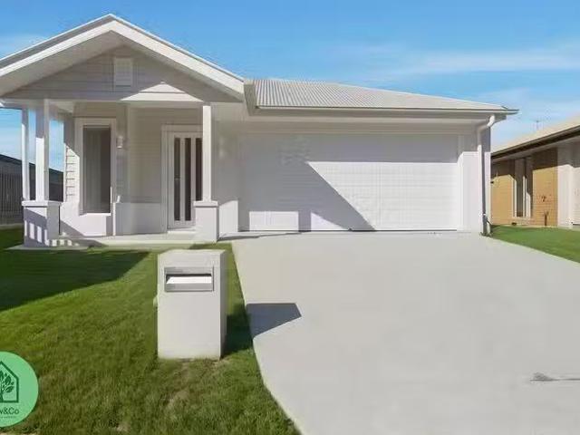 For Rent! 4 BR 29 Endeavour Circuit, South Maclean, QLD 4280
