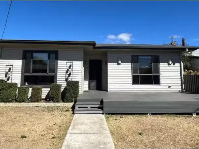 New 4 BR 2 O'Donnell Avenue, Guyra House for rent Listed by P.