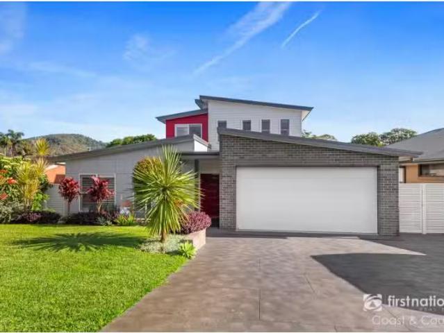 New 4 BR 33 Shackleton Street, Shoalhaven Heads House for rent.