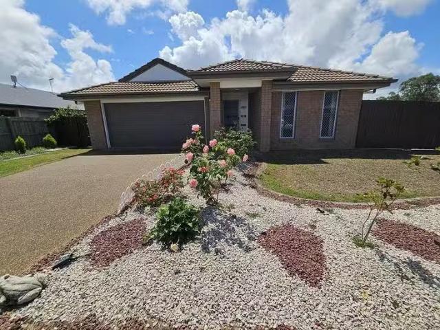 Cozy 4 BR 31 Sutherland Road, Branyan, QLD 4670