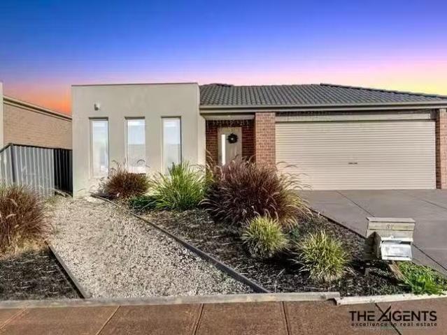 Just in! 4 BR 37 Pankhurst Promenade, Point Cook, VIC 3030