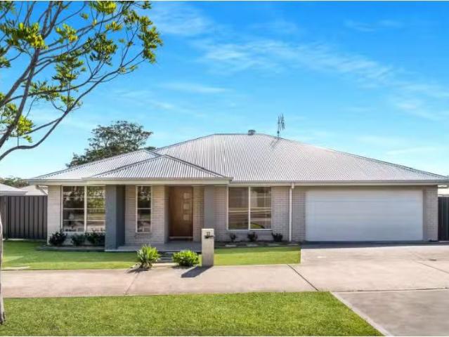 Unique 4 BR 37 Seagrass Avenue, Vincentia House for rent List.