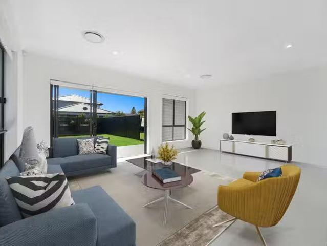 Rental! 4 BR 34 Reservoir Street, Little Bay, NSW 2036