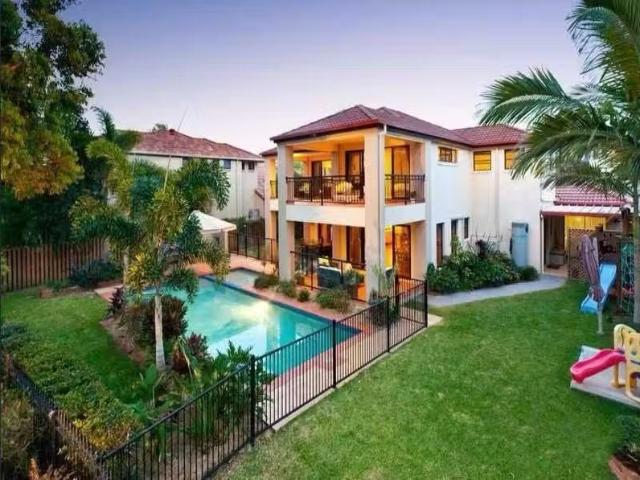 Rental! 4 BR 39 The Esplanade, FOREST LAKE, QLD 4078 House f.