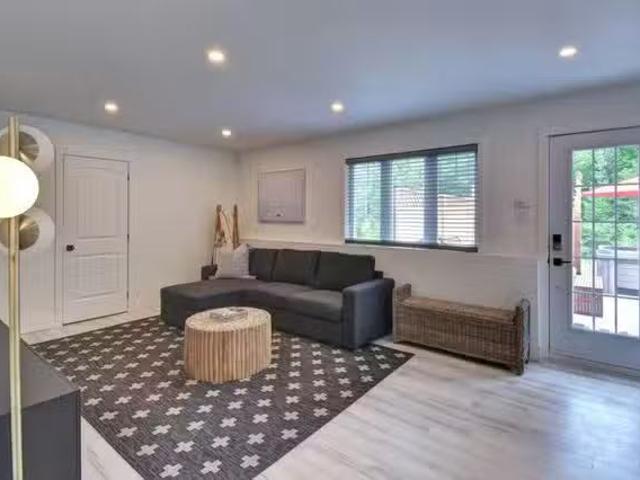 Cheap 4 BR Chemin David