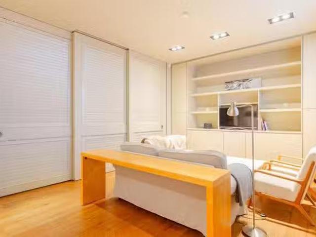 Rental! 4 BR Ennismore Gardens