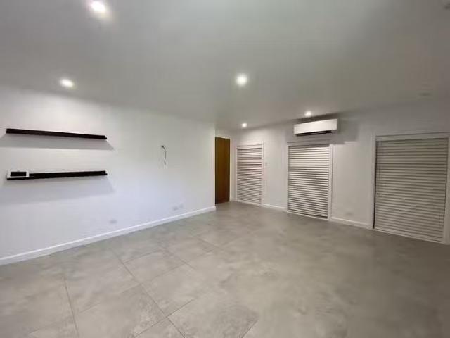 For Rent! 4 Bright Close, Edensor Park, NSW 2176