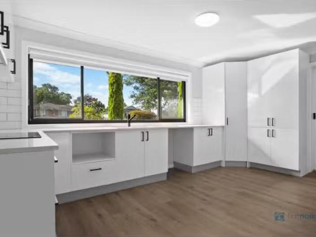 Cozy 4 Chapman St, Tahmoor House for rent Listed by Sue Rosel.