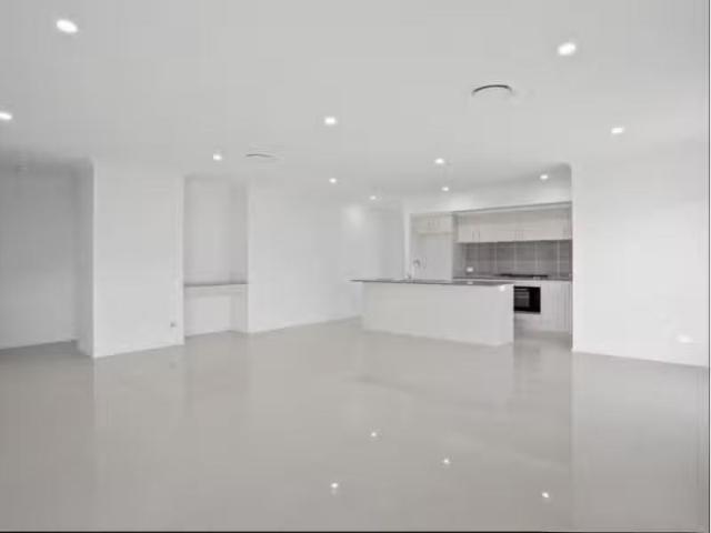 New 4 Corella Avenue, Oran Park House for rent Listed by Rebe.