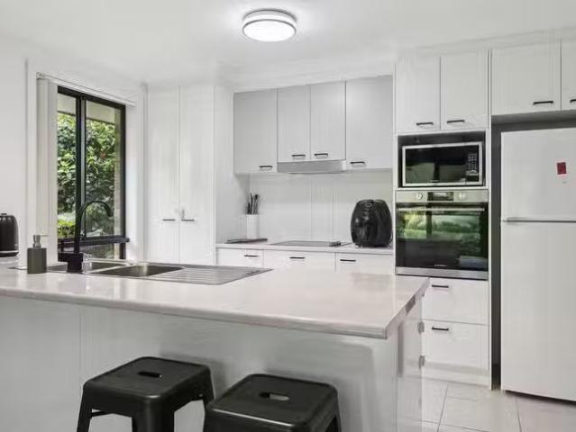 Unique 4 Rigoni Crescent, Coffs Harbour, NSW 2450
