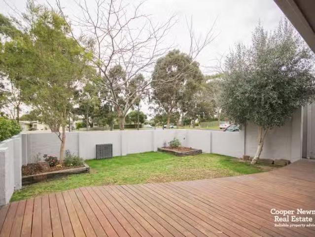 Just in! 4 Sutherland Place, Burwood VIC 3125