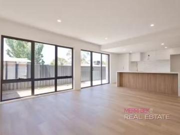 Cozy 4A Glenside Street, Avondale Heights VIC 3034