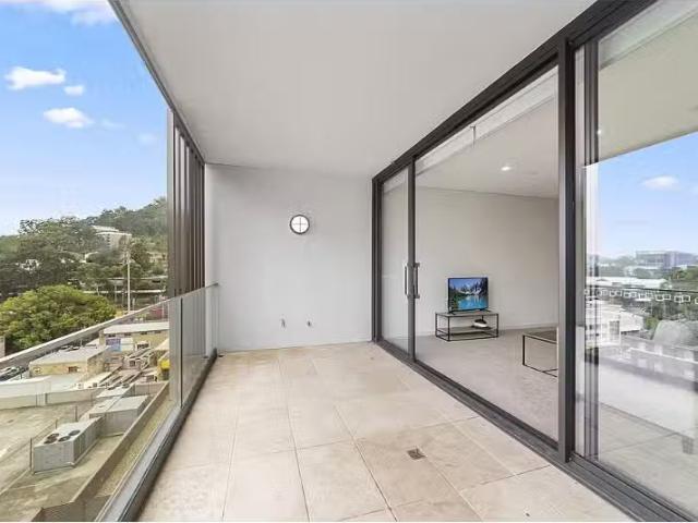 Charming 504/159 Mann Street, GOSFORD Apartment for rent List.