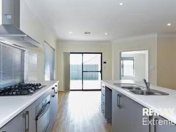 For Rent! 50 Lancewood Street, Banksia Grove, WA 6031