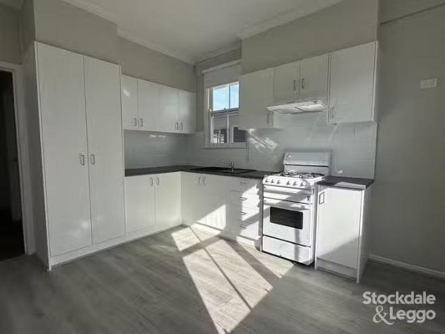 Deal! 50 Numurkah Road, Shepparton, VIC 3630