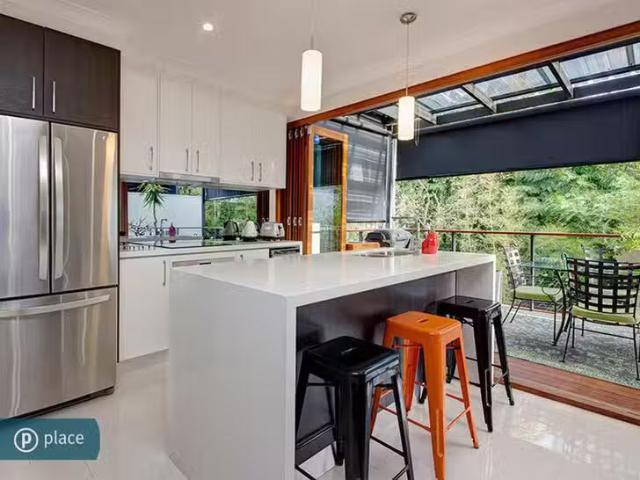 Charming 5/16 Bute Street, Sherwood, QLD 4075