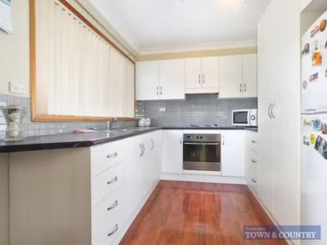 For Rent! 5/173A Allingham Street, ARMIDALE Apartment for rent.