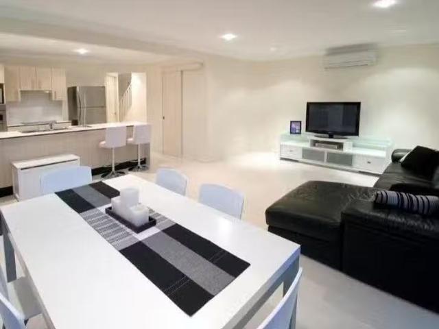 Rental! 51 Alicia Circuit, Little Mountain, QLD 4551