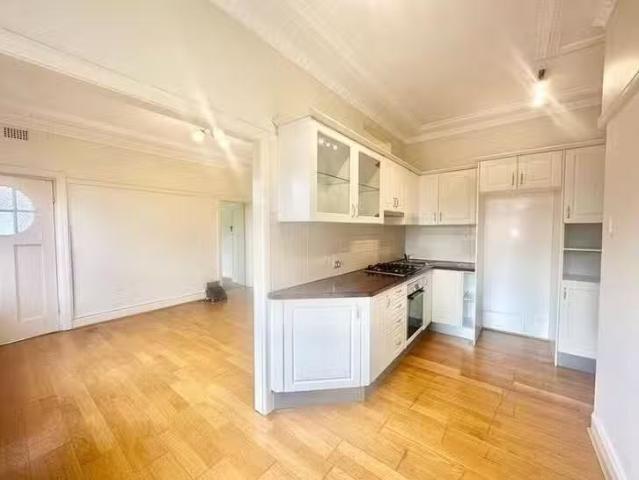 Unique 5/1 Sutherland Road, Chatswood, NSW 2067